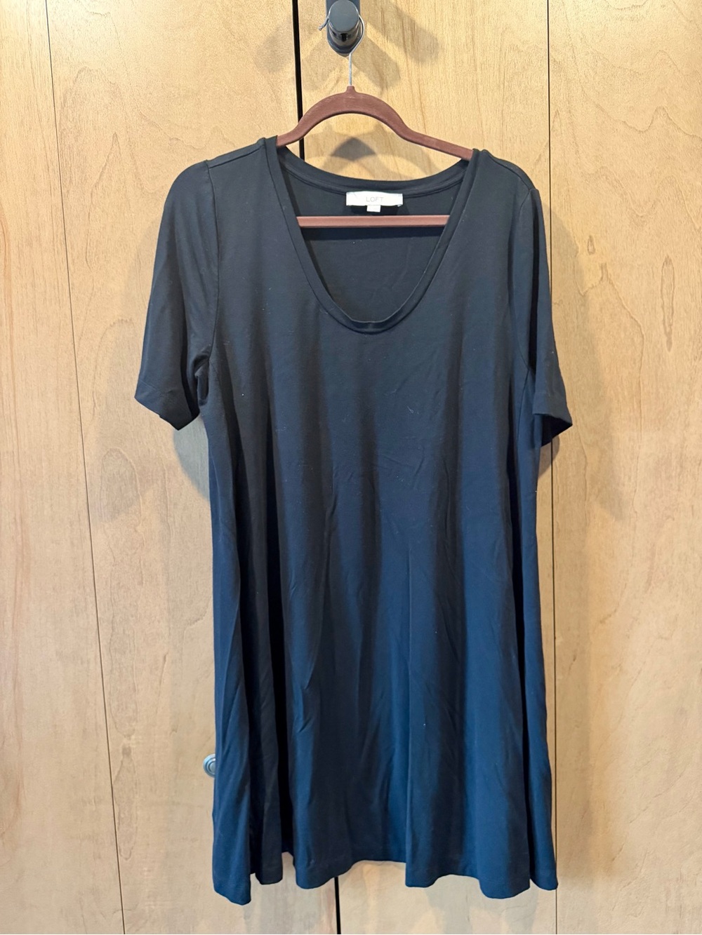 $ Sale LOFT Black Scoop Neck Tunic style jersey knit dress size large